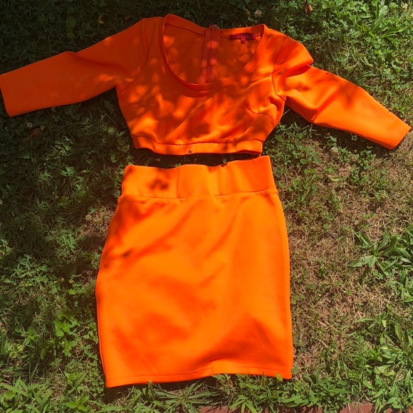 Two piece skirt and top wow couture world of women - Picture 7 of 8